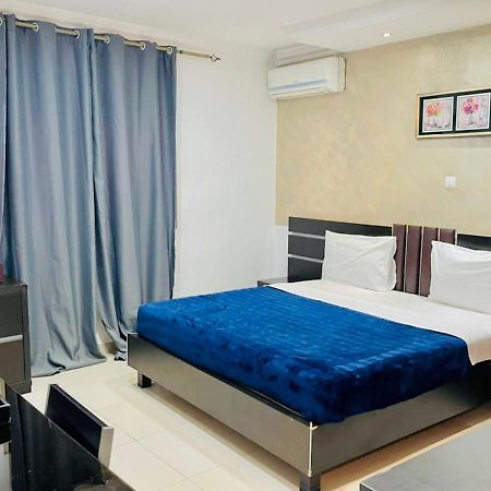 Class Hotel Brazzaville Buitenkant foto