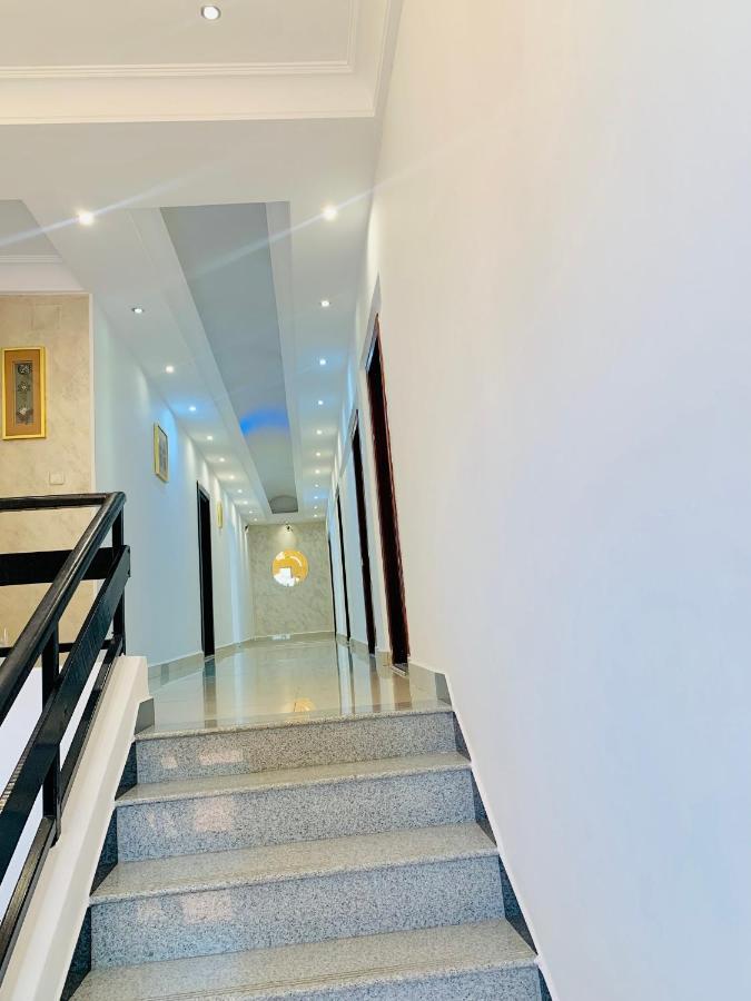 Class Hotel Brazzaville Buitenkant foto