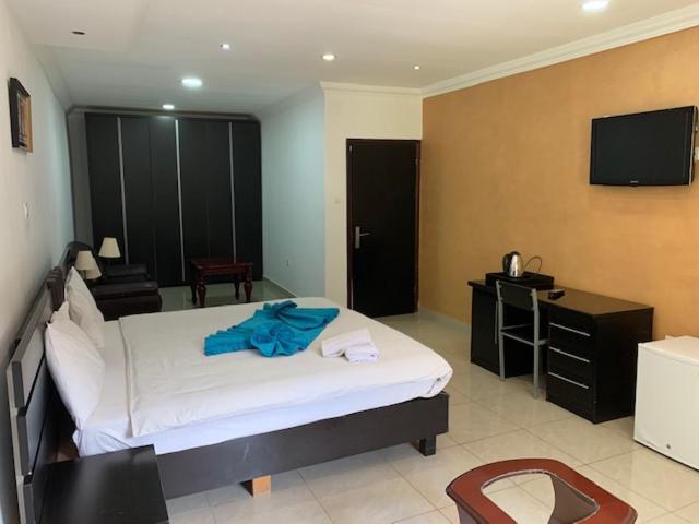 Class Hotel Brazzaville Buitenkant foto